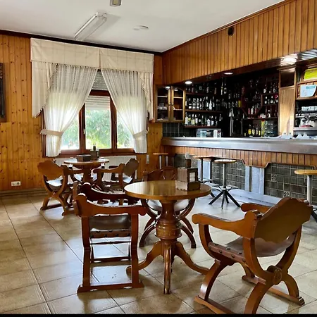 Pension-restaurante Vilaboa Boveda (Lugo)